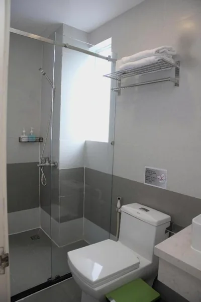 Serenity Hotel Near Tan Son Nhat Airport – Photos 6